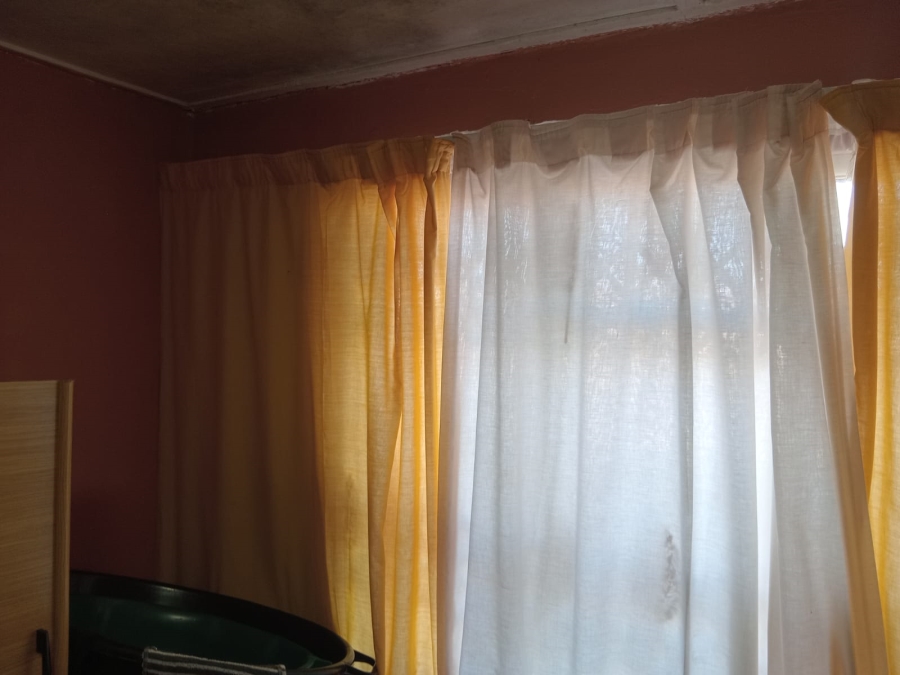 2 Bedroom Property for Sale in Kwa Nobuhle Eastern Cape